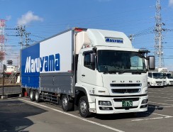 増トン低床ウイングフルゲート車