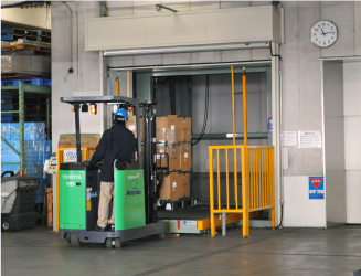 Storage space / Sendai Head Office warehouse